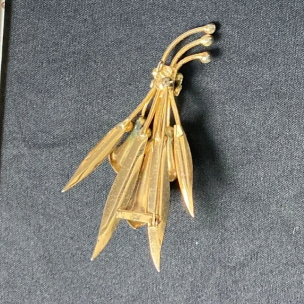 Gold Tone Abstract Flower Brooch Pin Vintage Elegant‎ Statement Jewelry